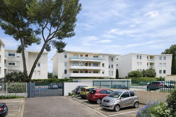 Appartement La Ciotat de 2 pièces en rez de jardin de 28.84 m²