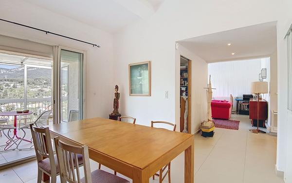 Maison à vendre    4 pièces • 163 m2 Toulon