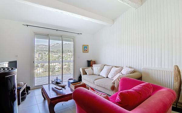 Maison à vendre    4 pièces • 163 m2 Toulon