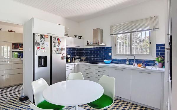 Maison à vendre    4 pièces • 163 m2 Toulon