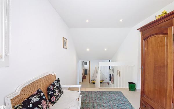 Maison à vendre    4 pièces • 163 m2 Toulon