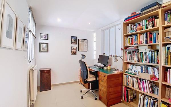 Maison à vendre    4 pièces • 163 m2 Toulon