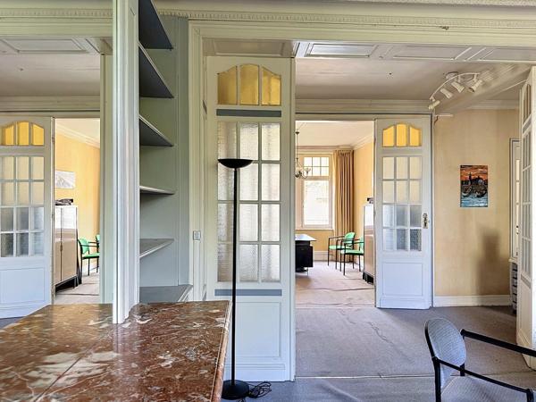 Co exclusivité , Lille Saint Maurice, Appartement de 117.65 m2 avec terrasse, inscrit dans une petite copropriété Lille