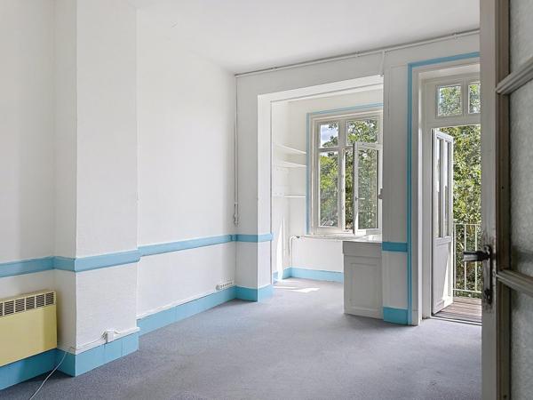 Co exclusivité , Lille Saint Maurice, Appartement de 117.65 m2 avec terrasse, inscrit dans une petite copropriété Lille