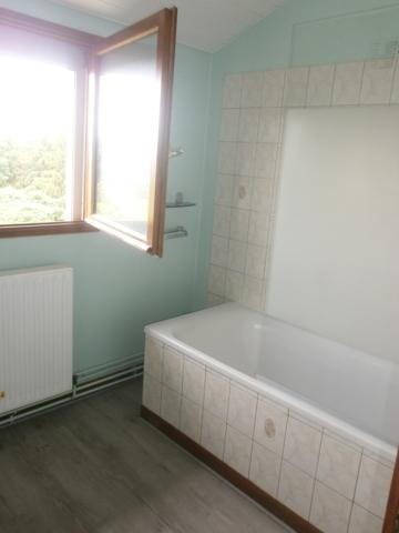 MAISON T4/JARDIN/GARAGE - ST CHERON