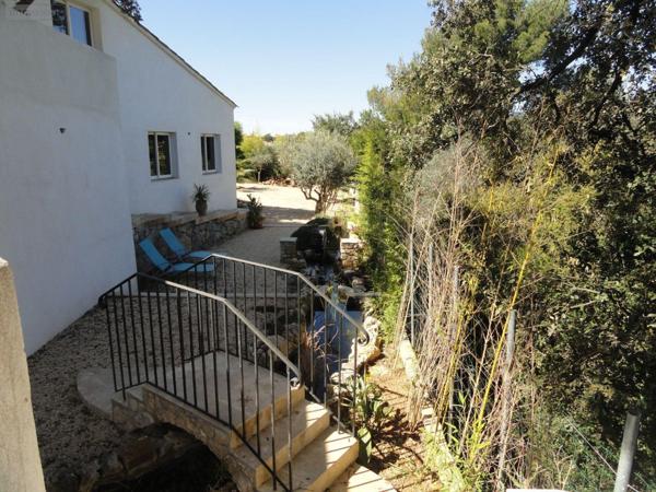 Maison individuelle à vendre à Saint-Gilles dans le Gard (30800), ref : 11411/358