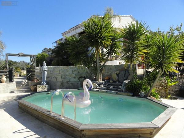 Maison individuelle à vendre à Saint-Gilles dans le Gard (30800), ref : 11411/358