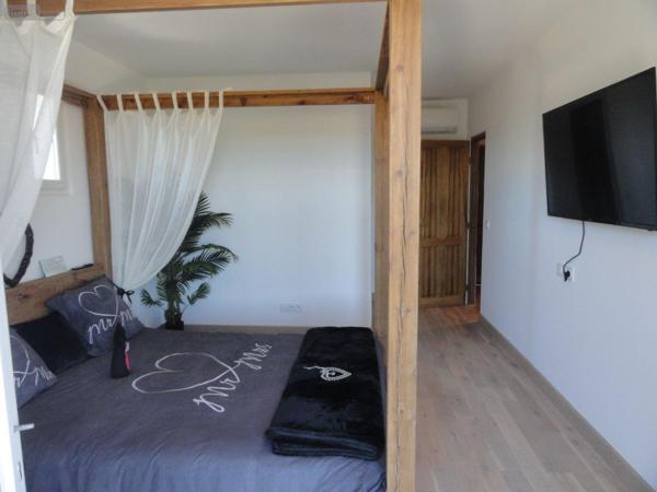 Maison individuelle à vendre à Saint-Gilles dans le Gard (30800), ref : 11411/358