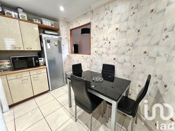 Maison 6 pièces de 115 m² à Montigny-le-Bretonneux (78180)