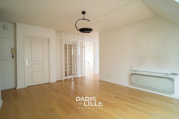 Appt dernier étage, terrasse, garage ou parking possible