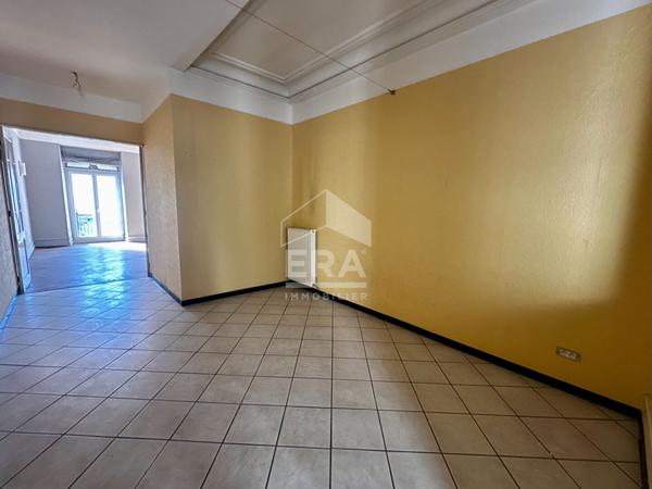 Lot de deux appartements dans un immeuble de caractère