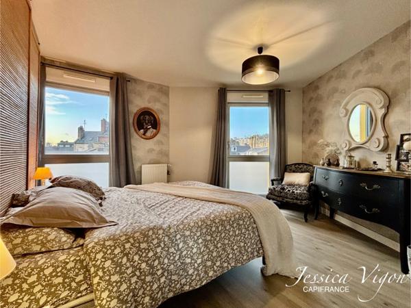 DUPLEX DE STANDING – DERNIER ÉTAGE – TERRASSE – GARAGE FERMÉ