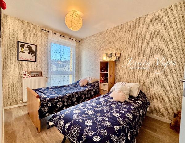 DUPLEX DE STANDING – DERNIER ÉTAGE – TERRASSE – GARAGE FERMÉ