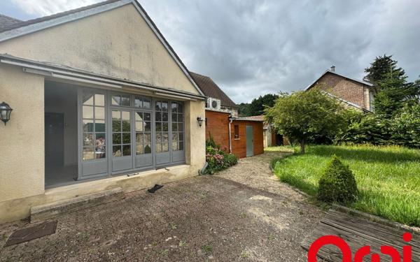 Maison à vendre    5 pièces •  Bruyères-et-Montbérault