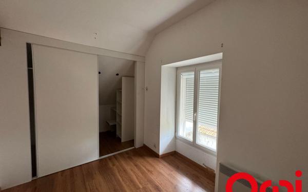 Maison à vendre    5 pièces •  Bruyères-et-Montbérault