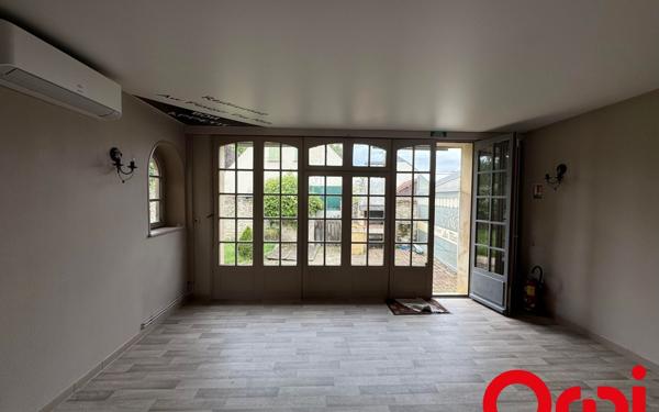 Maison à vendre    5 pièces •  Bruyères-et-Montbérault