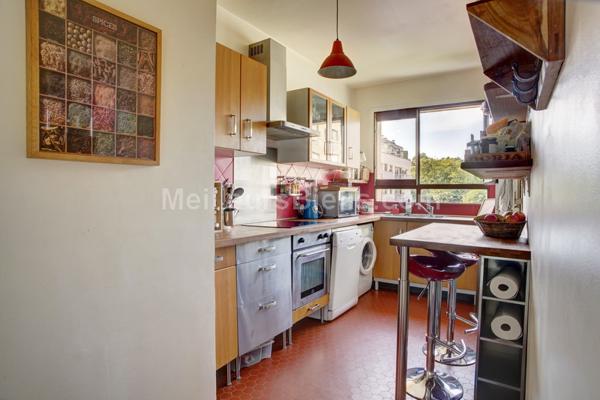 APPARTEMENT 4 P 89 m2 AVEC BALCON PLEIN OUEST ET VUE SUR PARIS