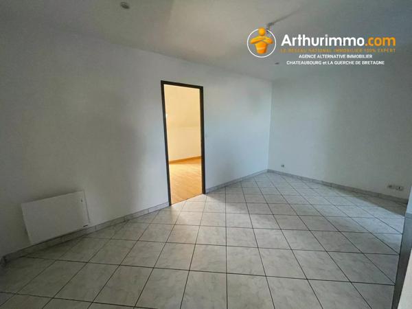 Location                                                      Appartement
                        
                     2 pièces                      38 m2                     à La Guerche-de-Bretagne