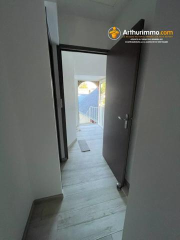 Location                                                      Appartement
                        
                     2 pièces                      38 m2                     à La Guerche-de-Bretagne