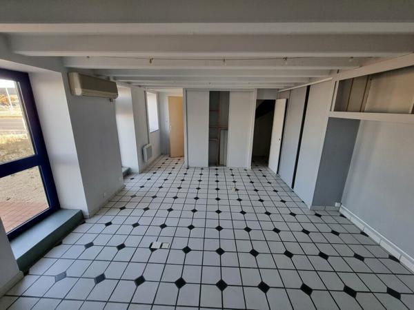 OFFREZ À VOTRE ACTIVITÉ UNE ADRESSE STRATÉGIQUE À PROXIMITÉ DE L'AVENUE DE PARIS