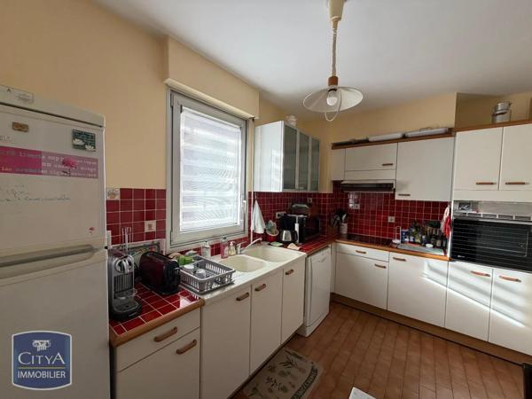 Appartement à louer 2 pièces 65.9m²