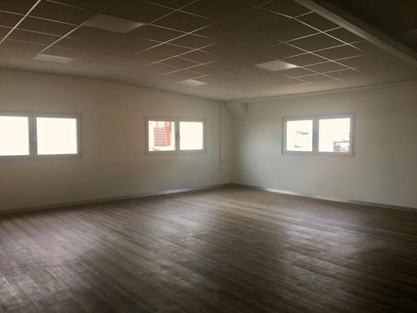A LOUER Bureaux Cayenne 32 m2
