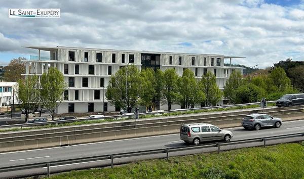 À VENDRE : Bureaux avec terrasses privatives au sein de l'immeuble en R+ 4 "Le Saint-Exupéry" à Saint-Etienne