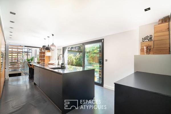Loft en duplex avec patio et terrasse