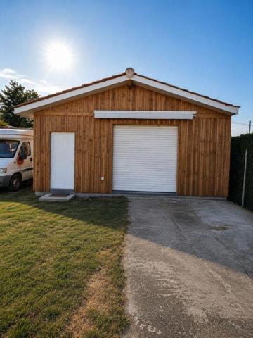 Maison Salles centre : 7 pièces 162 m2 garage et piscine et grand terrain