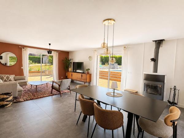 Maison Salles centre : 7 pièces 162 m2 garage et piscine et grand terrain