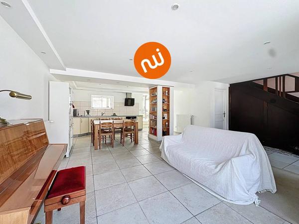TASSIN - Maison familiale - 6 pièces - 171m²