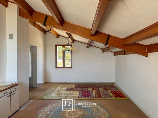 Maison
                                                                                                                                                                                                                                                                                                                        5 pièce(s)                                                                                                                                                                                                          3 chambre(s)                                                                                                                                                                                                          126  m²