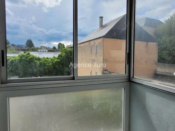 Location non meublée - Appartement - Oloron-sainte-marie - Réf.:205423 T4 RENOVE EN CENTRE VILLE - PARKING - CAVE