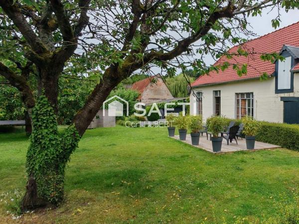 Propriété d’exception – 305 m² habitables – 2 logements – 11 garages – Terrain constructible – Abbeville