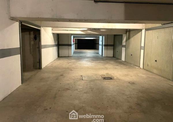 Box sous sol 13 m² à Sainte-Maxime 83120