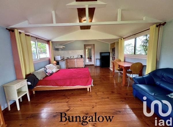 Gîte 6 pièces de 335 m² à Le Tampon (97418)