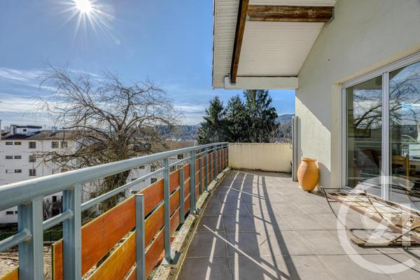 Appartement F4 à vendre  4 pièces - 84,24 m2 RUMILLY - 74