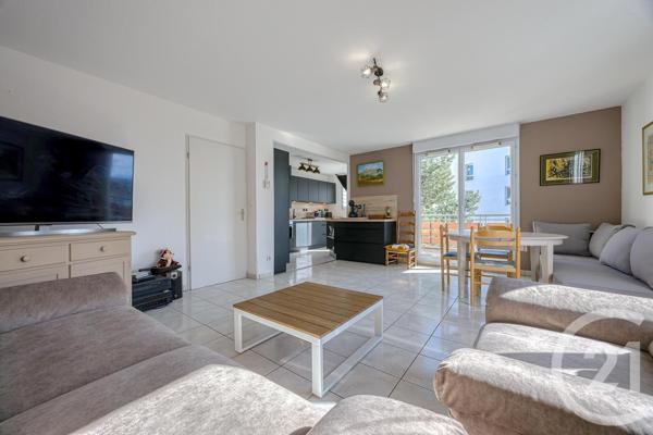 Appartement F4 à vendre  4 pièces - 84,24 m2 RUMILLY - 74