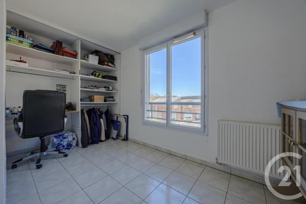 Appartement F4 à vendre  4 pièces - 84,24 m2 RUMILLY - 74