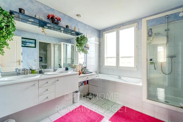 CROISSY - Maison 8 pièces - 20mn RER