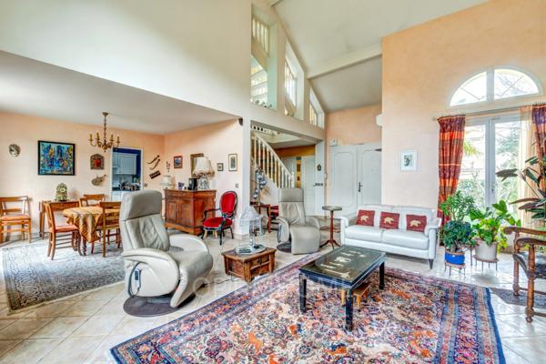 CROISSY - Maison 8 pièces - 20mn RER