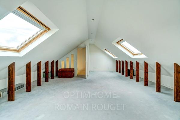 CROISSY - Maison 8 pièces - 20mn RER