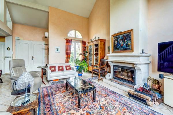 CROISSY - Maison 8 pièces - 20mn RER