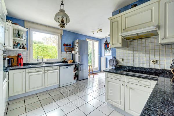 CROISSY - Maison 8 pièces - 20mn RER