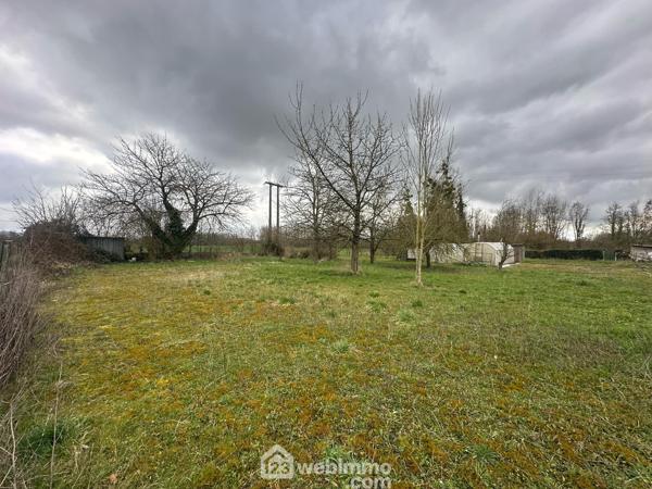 Terrain à bâtir 1003 m² à Mesbrecourt-Richecourt 02270