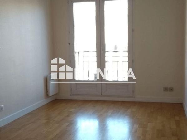 Location Studio 29.32 m² - LE FONTAINEBLEAU Orleans 45000