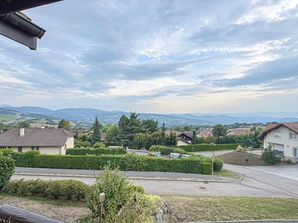 Andilly (74350) A vendre **Appartement T4 de 83 m² avec vue montagne à Andilly**