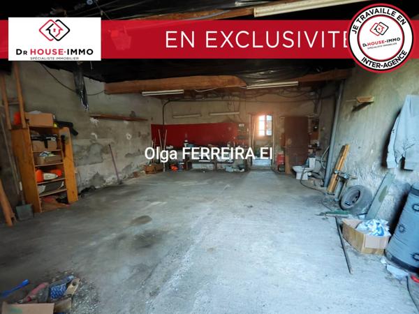 Maison à vendre 13 pièces de 300 m²