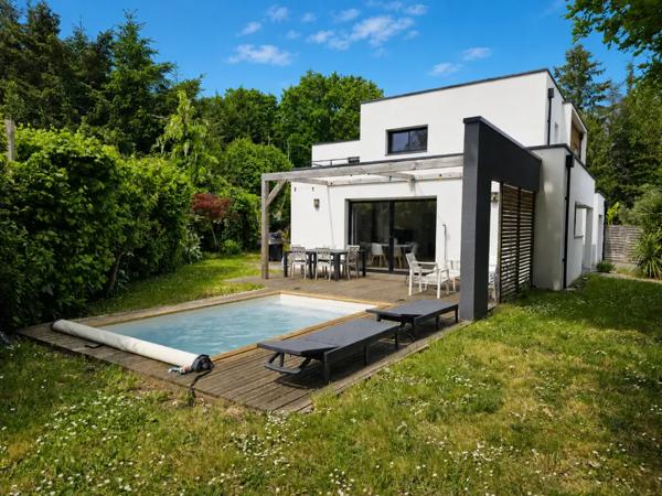 Superbe maison de qualité, 170m2, avec une piscine