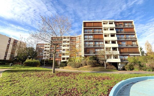 Appartement à vendre    5 pièces •  Ris-Orangis